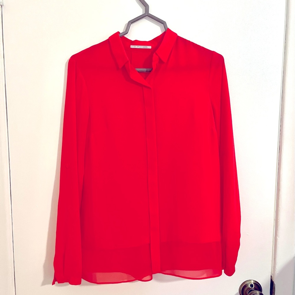 Tahari NWOT Fuchsia button down top XS